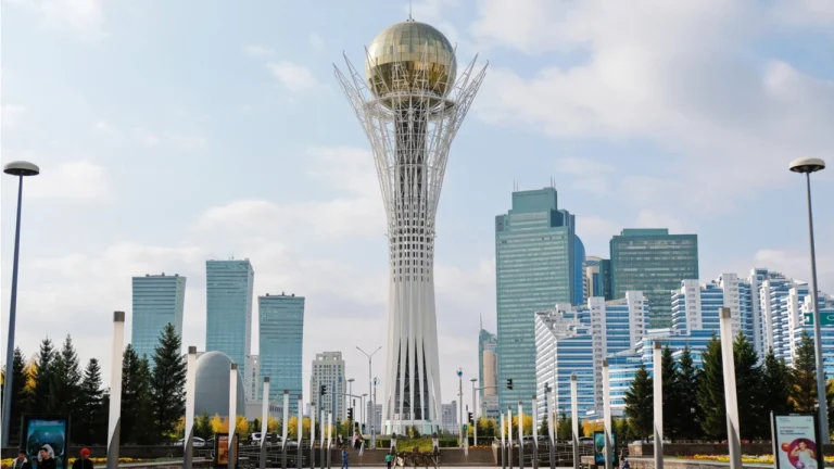 Kazakhstan áp đặt giới hạn mua hàng đối với các nhà đầu tư tiền điện tử bán lẻ